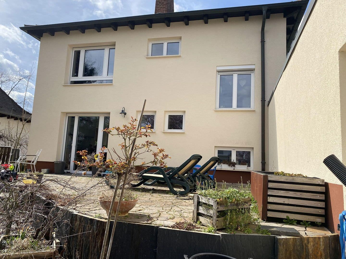 Prodej domu 120 m², pozemek 850 m², Durlacher Straße 105, Mannheim, Bádensko-Württembersko Prodej domu 120 m², pozemek 850 m², Durlacher Straße 105, Mannheim, Bádensko-Württembersko