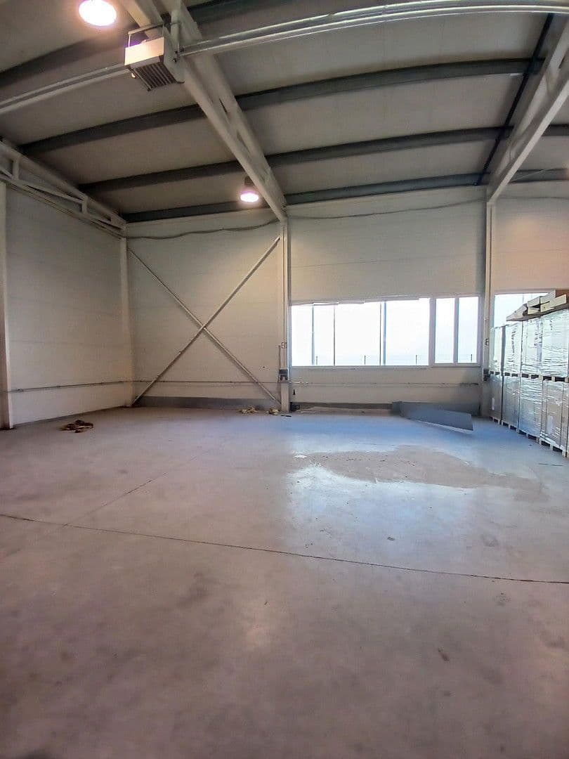 Pronájem nebytového prostoru 343 m², Wirtschaftspark 14, Poggersdorf, Korutany Pronájem nebytového prostoru 343 m², Wirtschaftspark 14, Poggersdorf, Korutany