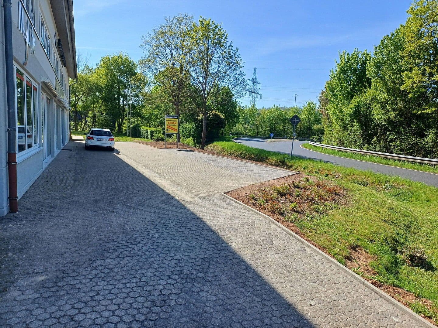 Pronájem nebytového prostoru 1.000 m², Wartburgstr. 5, Eisenach, Durynsko Pronájem nebytového prostoru 1.000 m², Wartburgstr. 5, Eisenach, Durynsko