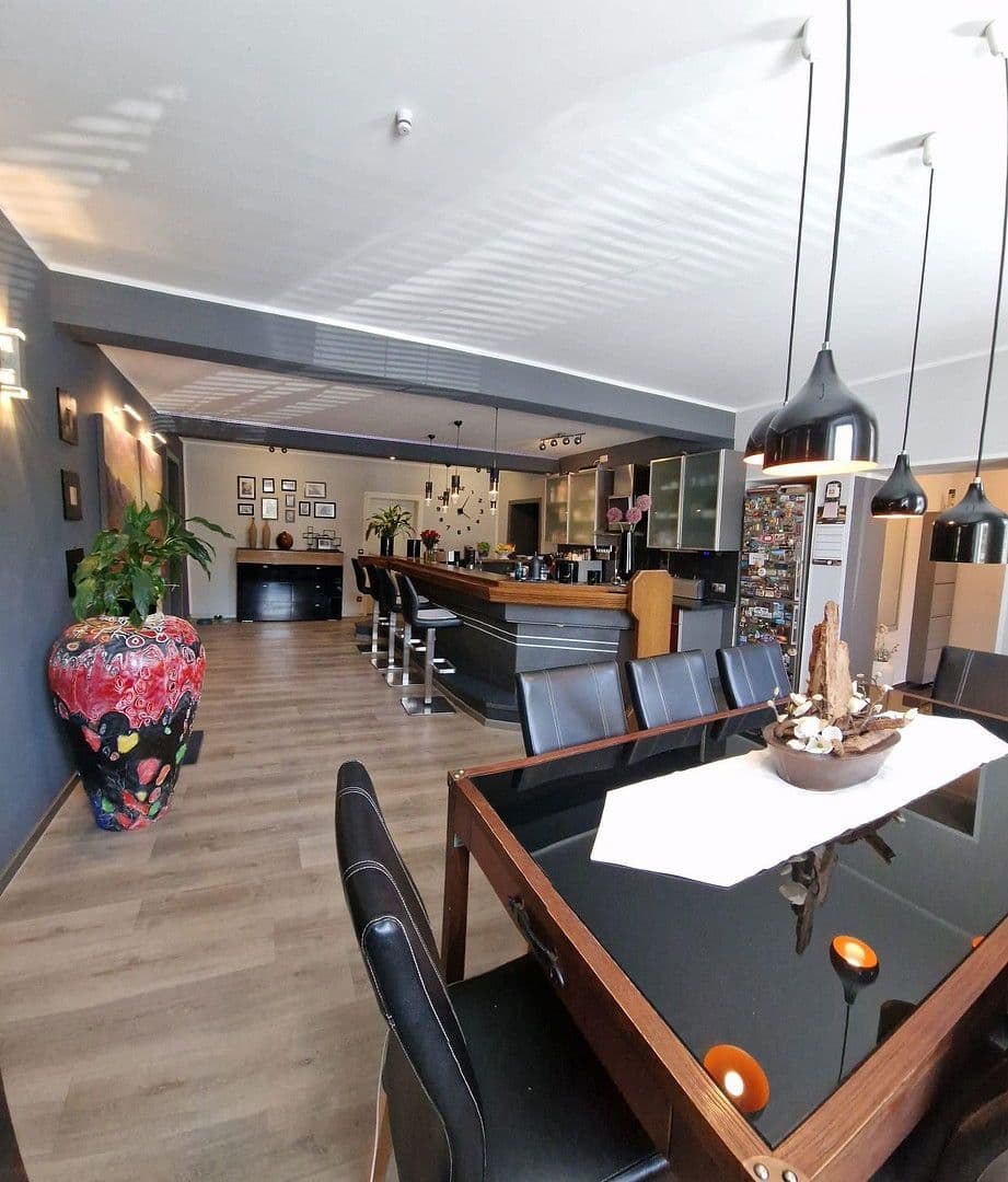 Prodej domu 420 m², pozemek 1.248 m², Tettenbachstr. 17, Dortmund Hostedde, Severní Porýní-Vestfálsko Prodej domu 420 m², pozemek 1.248 m², Tettenbachstr. 17, Dortmund Hostedde, Severní Porýní-Vestfálsko