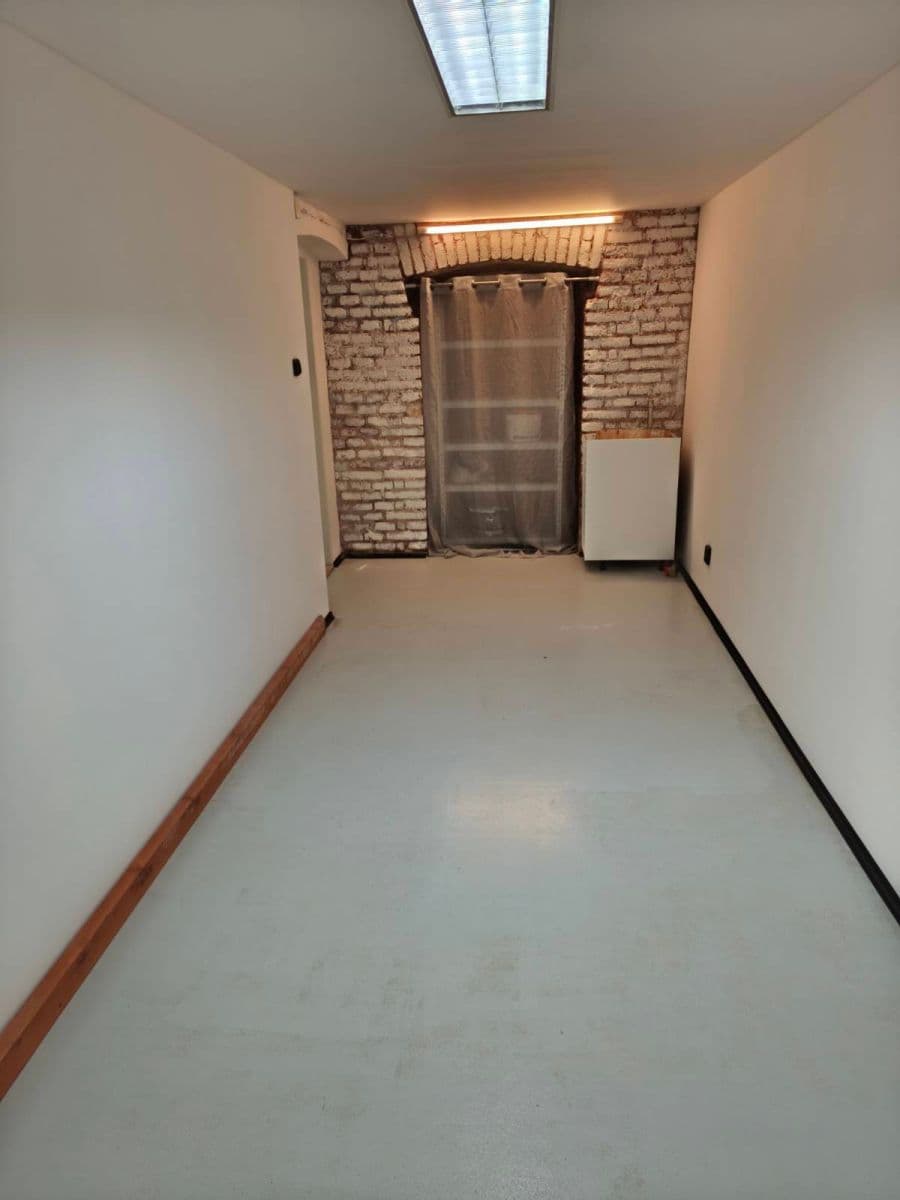 Prodej nebytového prostoru 137 m², Novákových, Praha, Praha Prodej nebytového prostoru 137 m², Novákových, Praha, Praha