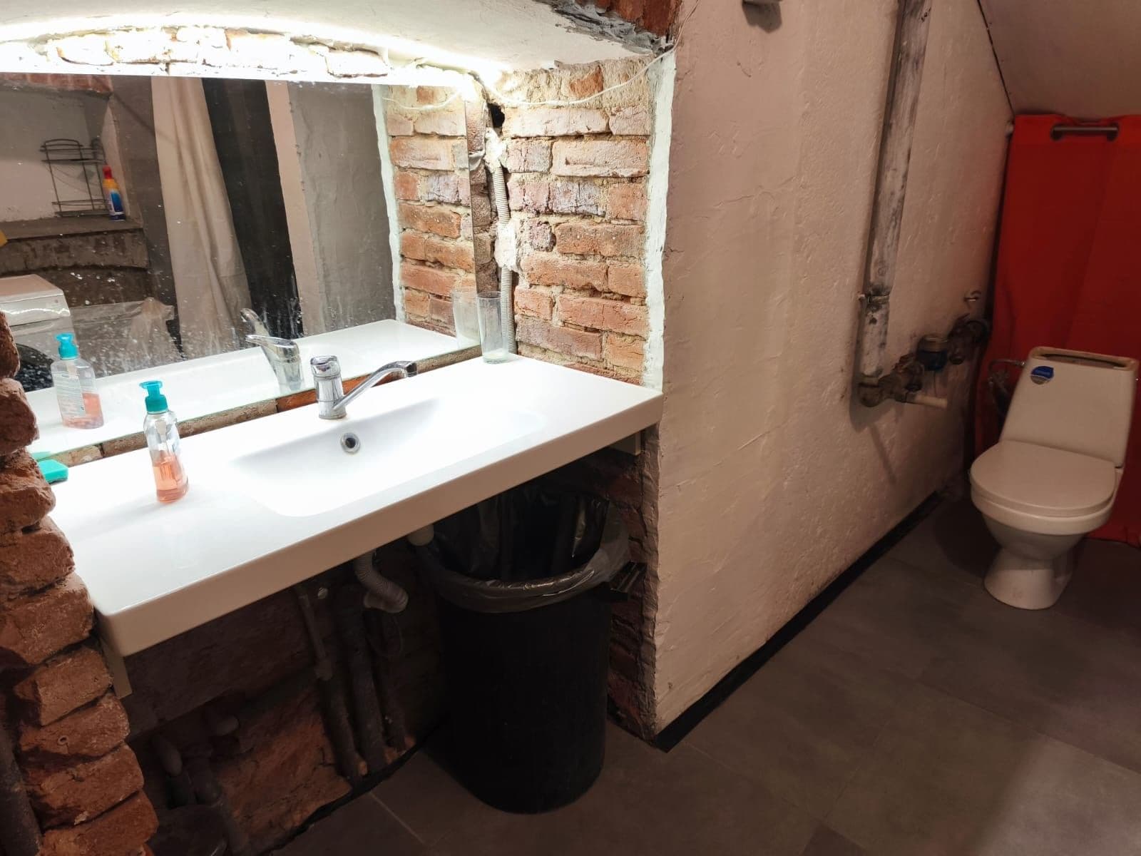 Prodej nebytového prostoru 137 m², Novákových, Praha, Praha Prodej nebytového prostoru 137 m², Novákových, Praha, Praha
