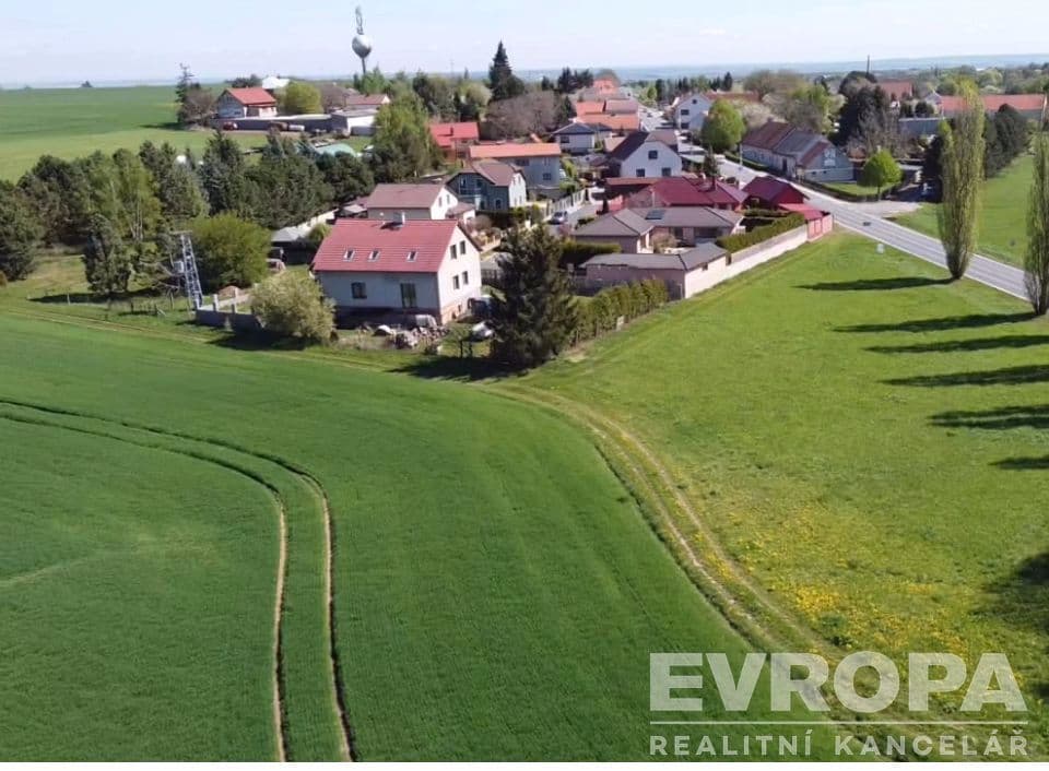 Prodej pozemku 1.679 m², Kořenice, Středočeský kraj Prodej pozemku 1.679 m², Kořenice, Středočeský kraj