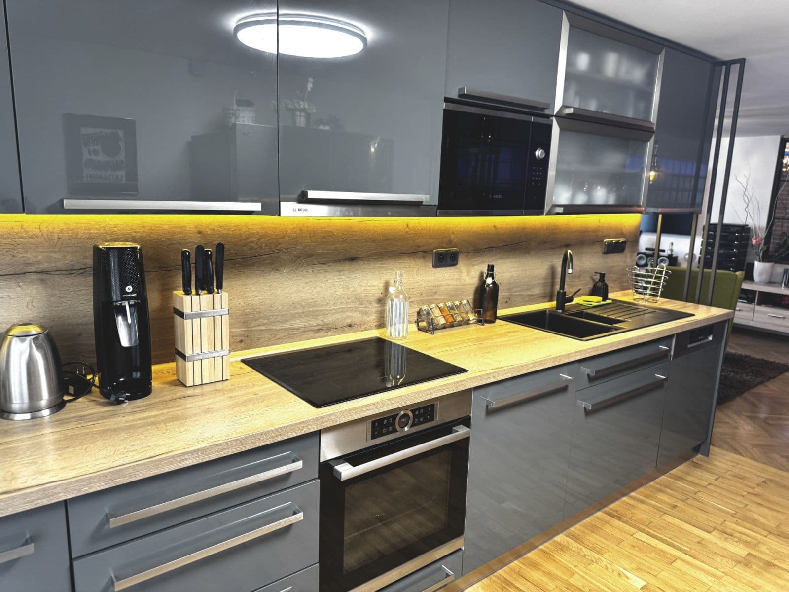 Prodej bytu 3+1 104 m², Amurská, Praha, Praha Prodej bytu 3+1 104 m², Amurská, Praha, Praha