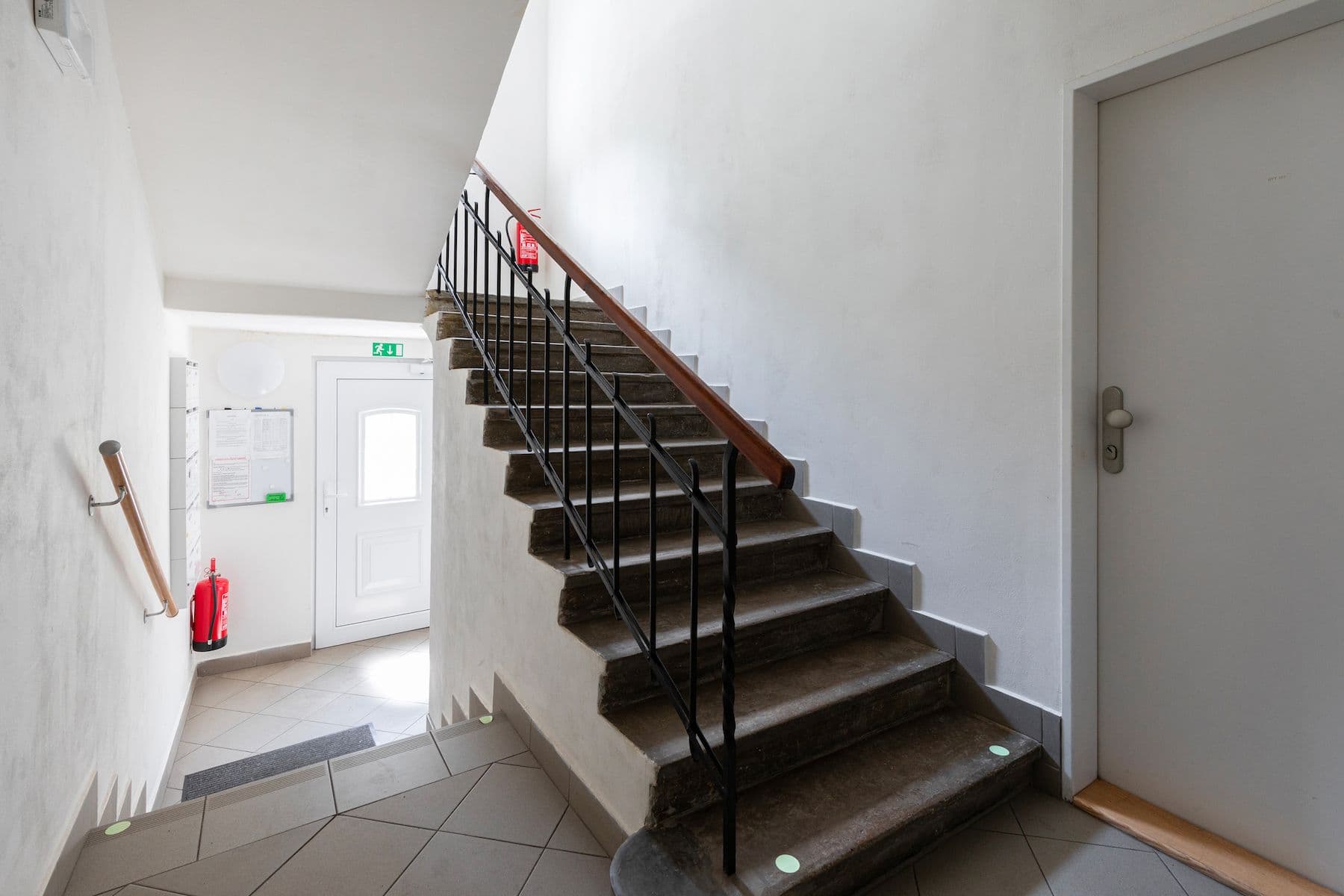 Prodej bytu 14 m², Zbuzanská, Praha, Praha Prodej bytu 14 m², Zbuzanská, Praha, Praha