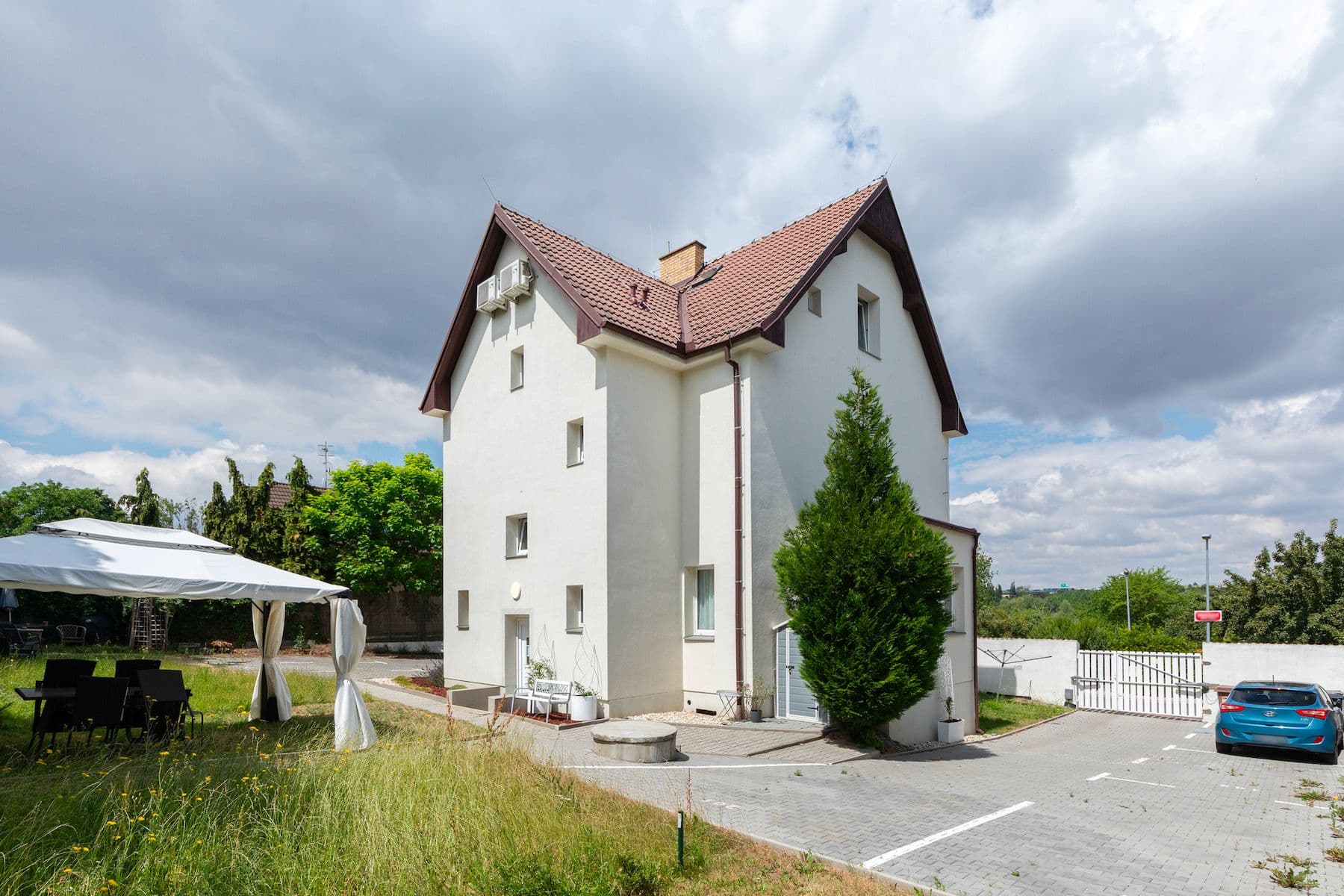 Prodej bytu 14 m², Zbuzanská, Praha, Praha Prodej bytu 14 m², Zbuzanská, Praha, Praha