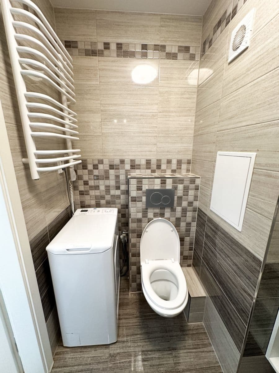 Pronájem bytu 1+kk 33 m², Veltruská, Praha, Praha Pronájem bytu 1+kk 33 m², Veltruská, Praha, Praha