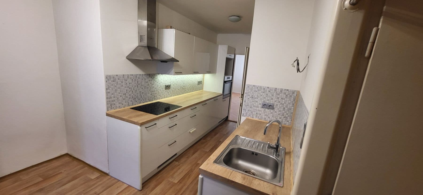 Pronájem bytu 3+1 72 m², Hartigova, Praha, Praha Pronájem bytu 3+1 72 m², Hartigova, Praha, Praha