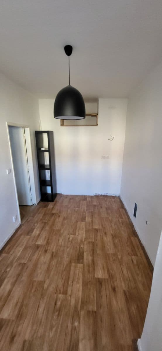 Pronájem bytu 3+1 72 m², Hartigova, Praha, Praha Pronájem bytu 3+1 72 m², Hartigova, Praha, Praha