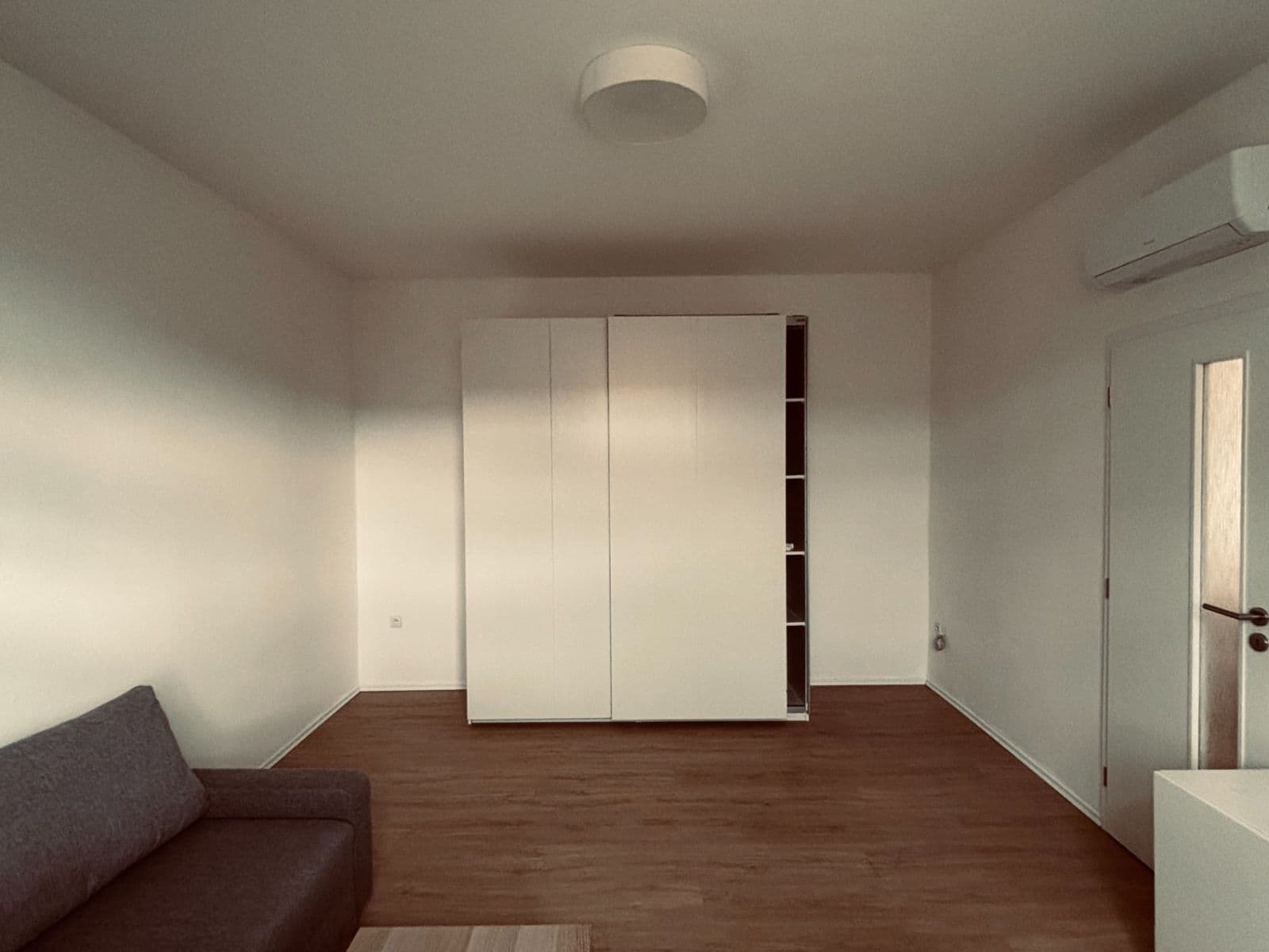 Prodej domu 34 m², pozemek 81 m², Hutní osada, Zastávka, Jihomoravský kraj Prodej domu 34 m², pozemek 81 m², Hutní osada, Zastávka, Jihomoravský kraj