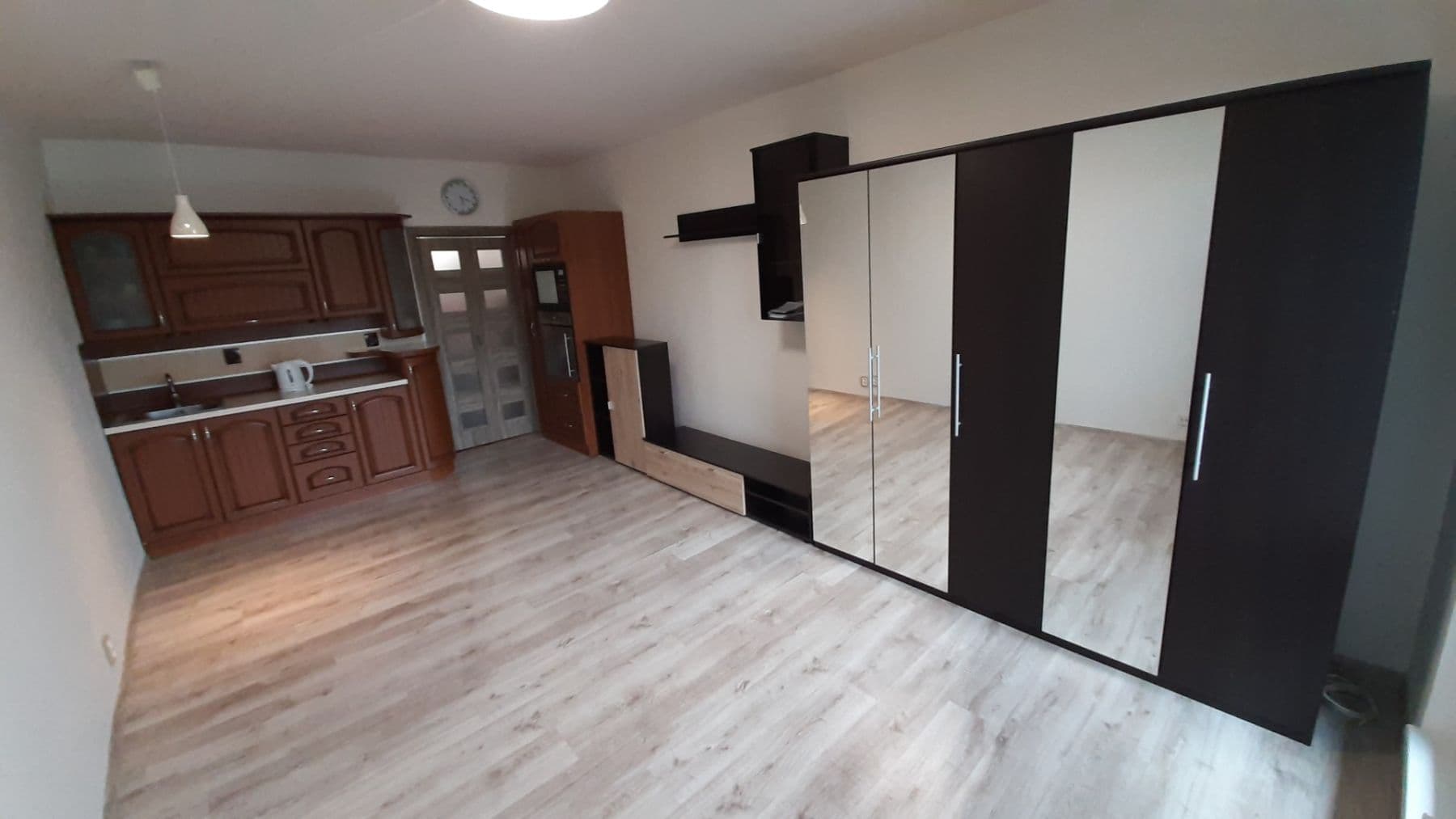 Prodej bytu 1+kk 32 m², Karola Śliwky, Karviná, Moravskoslezský kraj Prodej bytu 1+kk 32 m², Karola Śliwky, Karviná, Moravskoslezský kraj