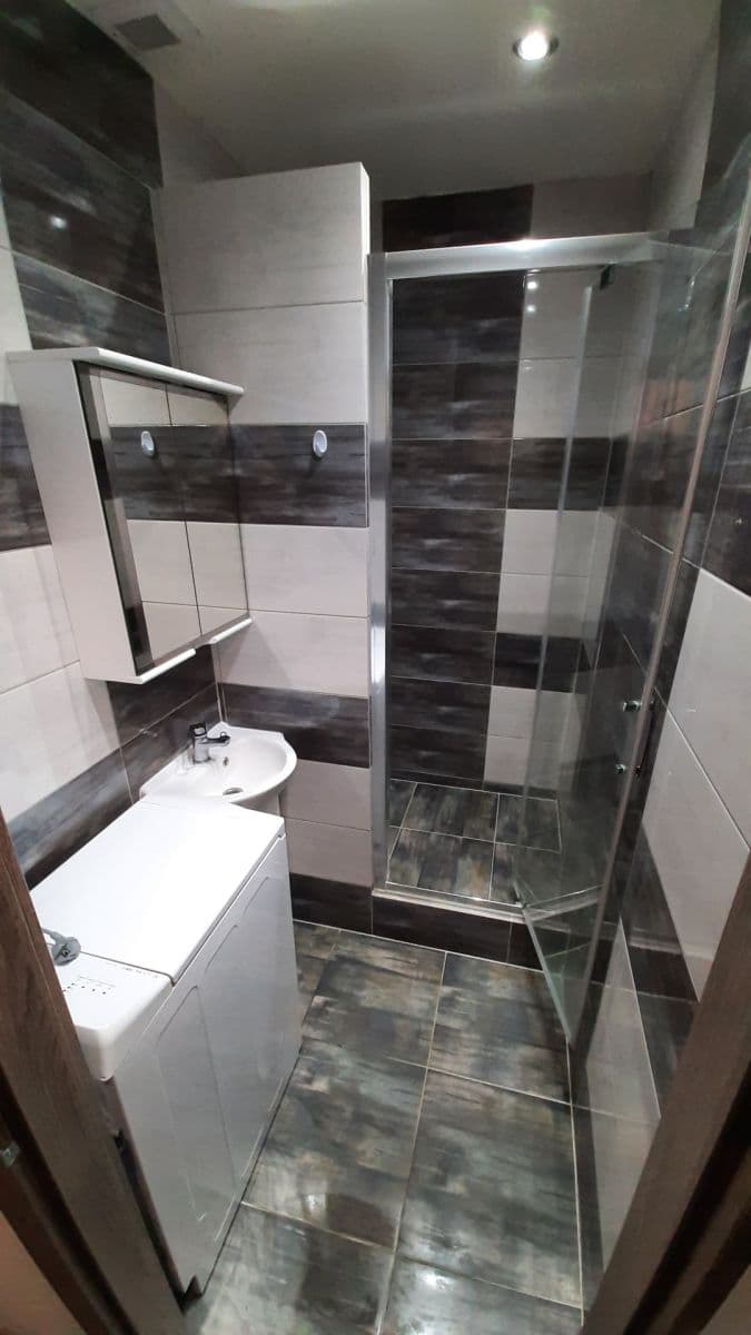 Prodej bytu 1+kk 32 m², Karola Śliwky, Karviná, Moravskoslezský kraj Prodej bytu 1+kk 32 m², Karola Śliwky, Karviná, Moravskoslezský kraj