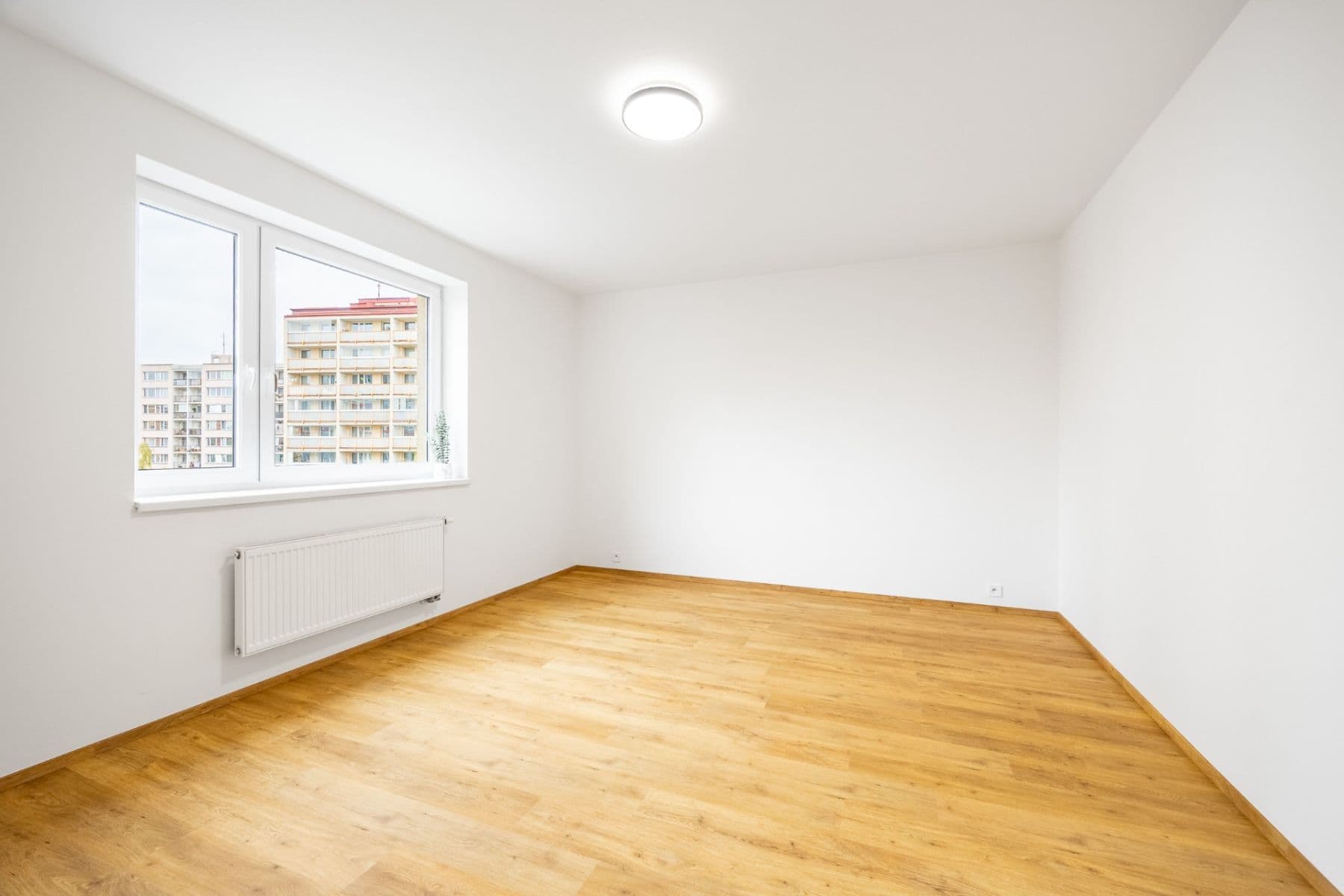 Prodej bytu 3+kk 89 m², náměstí Přátelství, Praha, Praha Prodej bytu 3+kk 89 m², náměstí Přátelství, Praha, Praha