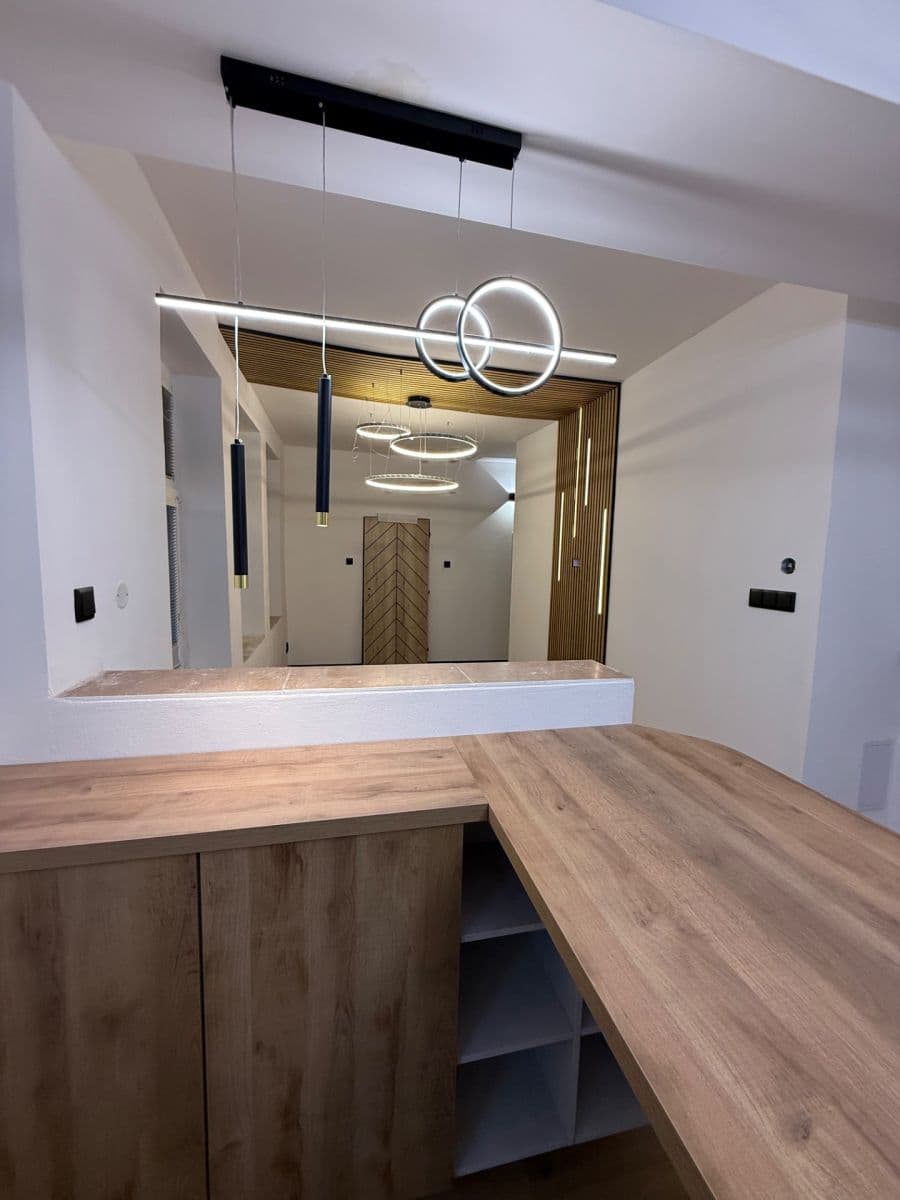 Pronájem bytu 2+kk 40 m², Podhorská, Jablonec nad Nisou, Liberecký kraj Pronájem bytu 2+kk 40 m², Podhorská, Jablonec nad Nisou, Liberecký kraj