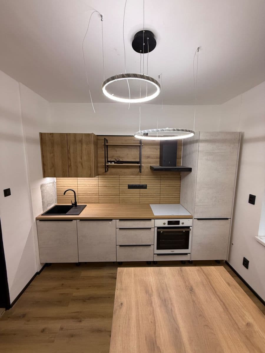 Pronájem bytu 2+kk 40 m², Podhorská, Jablonec nad Nisou, Liberecký kraj Pronájem bytu 2+kk 40 m², Podhorská, Jablonec nad Nisou, Liberecký kraj