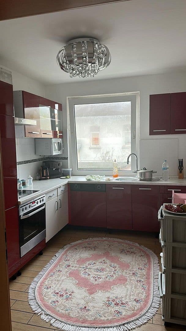 Prodej bytu 3+1 65 m², Wörthstr. 78, Duisburg, Severní Porýní-Vestfálsko Prodej bytu 3+1 65 m², Wörthstr. 78, Duisburg, Severní Porýní-Vestfálsko