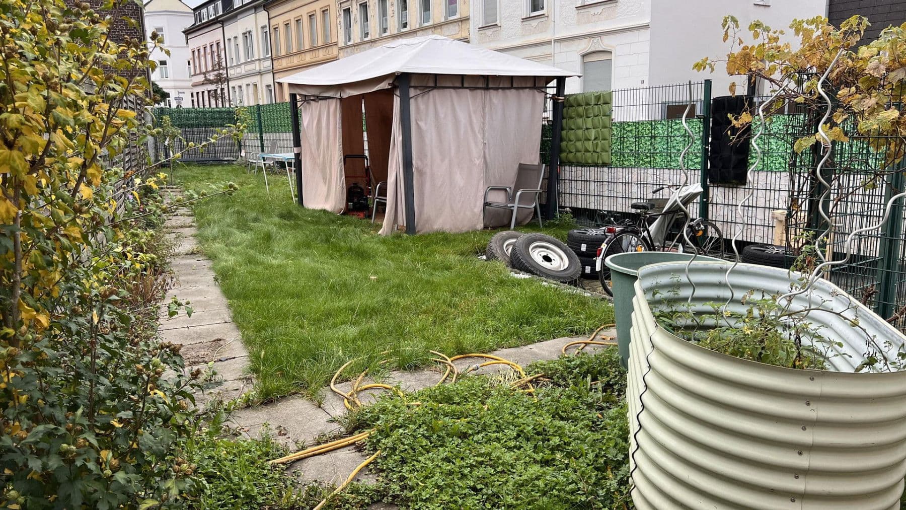Prodej domu 195 m², pozemek 320 m², Mülheim an der Ruhr, Severní Porýní-Vestfálsko Prodej domu 195 m², pozemek 320 m², Mülheim an der Ruhr, Severní Porýní-Vestfálsko