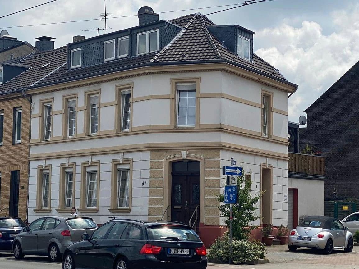 Prodej domu 195 m², pozemek 320 m², Mülheim an der Ruhr, Severní Porýní-Vestfálsko Prodej domu 195 m², pozemek 320 m², Mülheim an der Ruhr, Severní Porýní-Vestfálsko