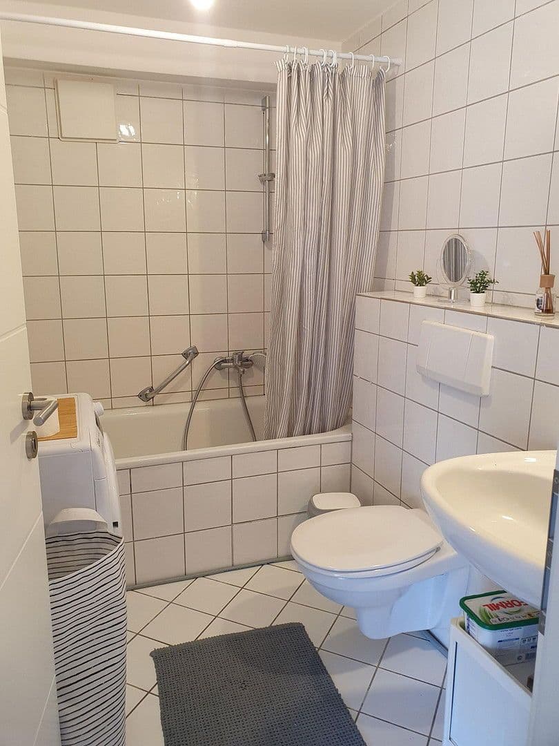 Prodej domu 1.950 m², pozemek 1.078 m², Pforzheim, Bádensko-Württembersko Prodej domu 1.950 m², pozemek 1.078 m², Pforzheim, Bádensko-Württembersko