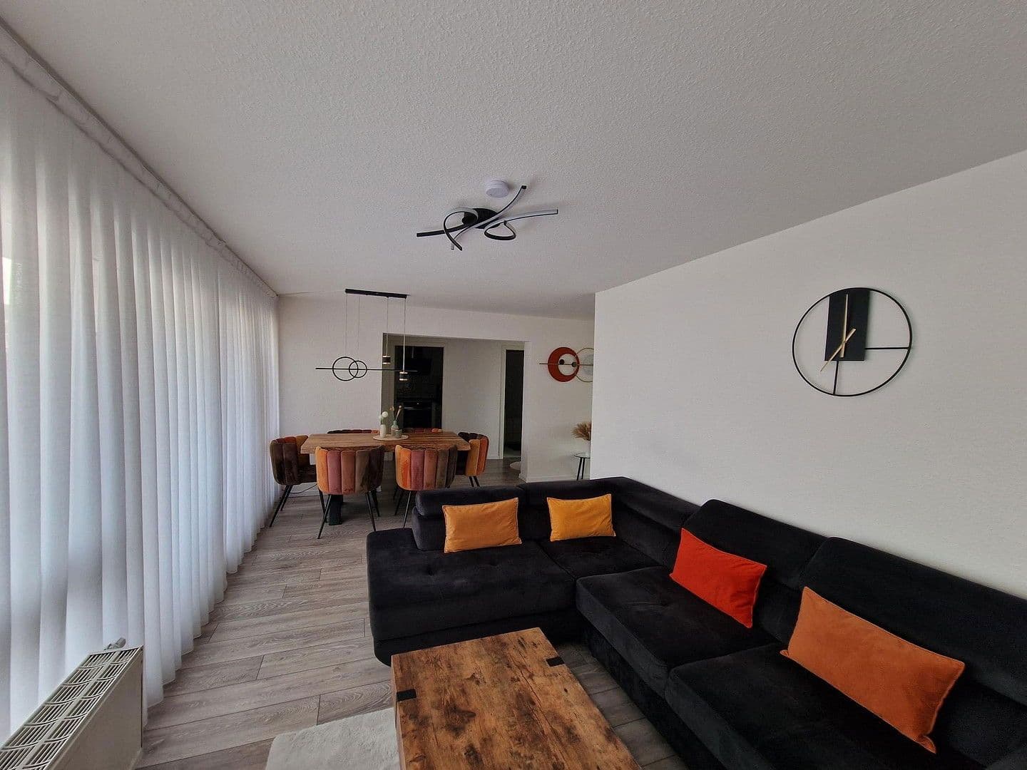 Prodej domu 1.950 m², pozemek 1.078 m², Pforzheim, Bádensko-Württembersko Prodej domu 1.950 m², pozemek 1.078 m², Pforzheim, Bádensko-Württembersko