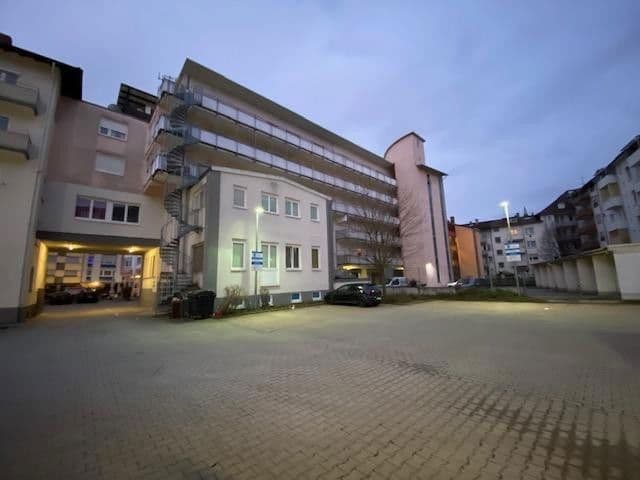 Prodej domu 1.950 m², pozemek 1.078 m², Pforzheim, Bádensko-Württembersko Prodej domu 1.950 m², pozemek 1.078 m², Pforzheim, Bádensko-Württembersko