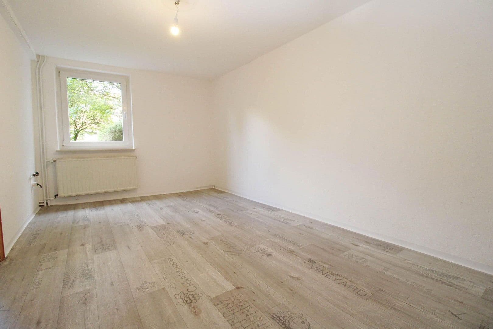 Prodej domu 310 m², pozemek 912 m², Morschen, Hessen Prodej domu 310 m², pozemek 912 m², Morschen, Hessen