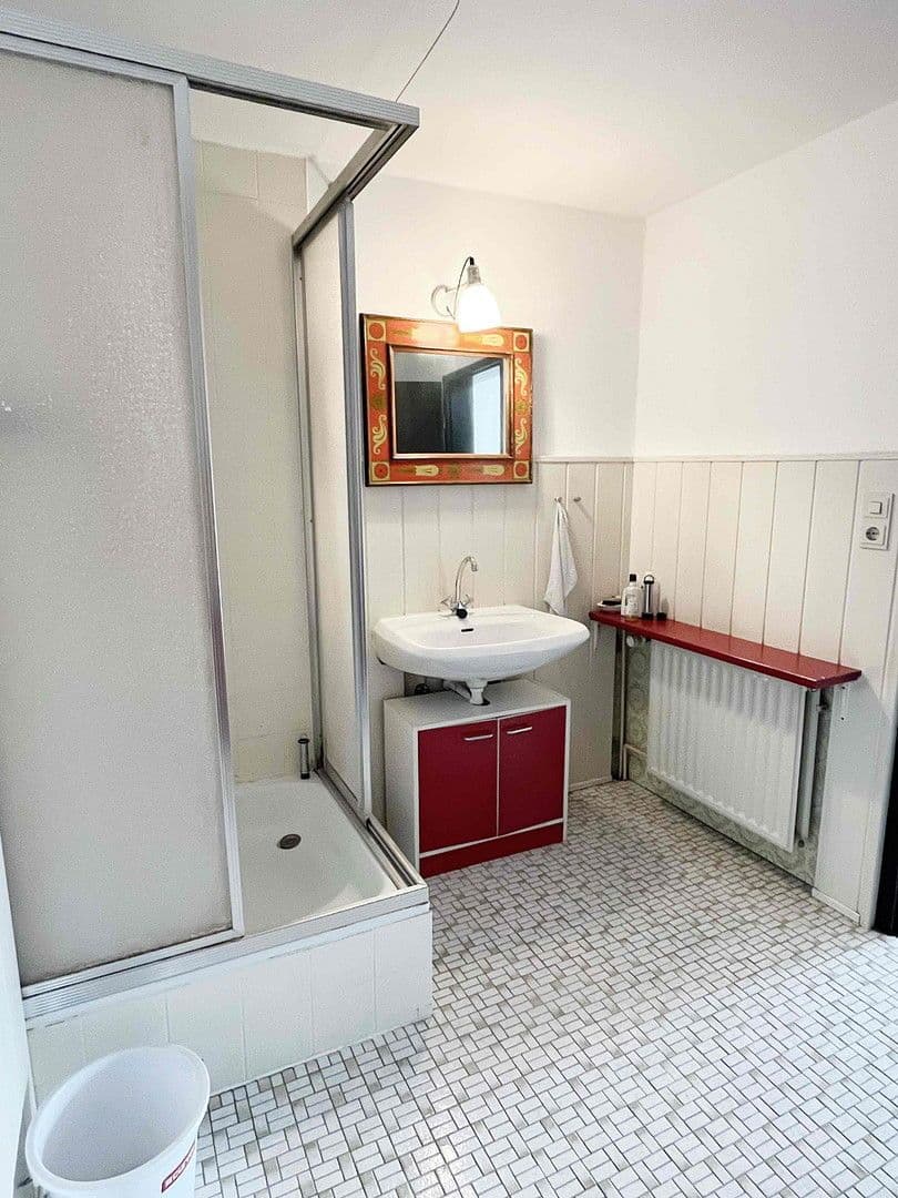 Prodej domu 310 m², pozemek 912 m², Morschen, Hessen Prodej domu 310 m², pozemek 912 m², Morschen, Hessen