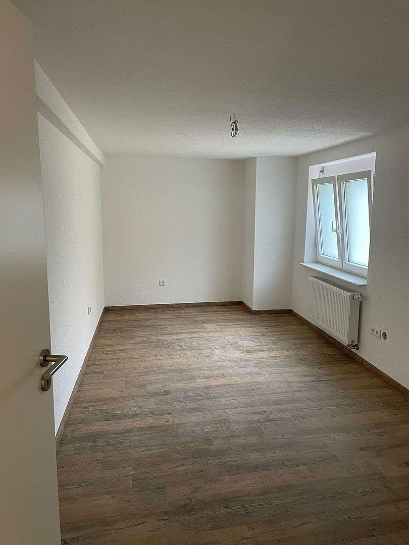 Pronájem bytu 3+1 70 m², Obere Vorstadtstr. 113, Walldürn, Bádensko-Württembersko Pronájem bytu 3+1 70 m², Obere Vorstadtstr. 113, Walldürn, Bádensko-Württembersko
