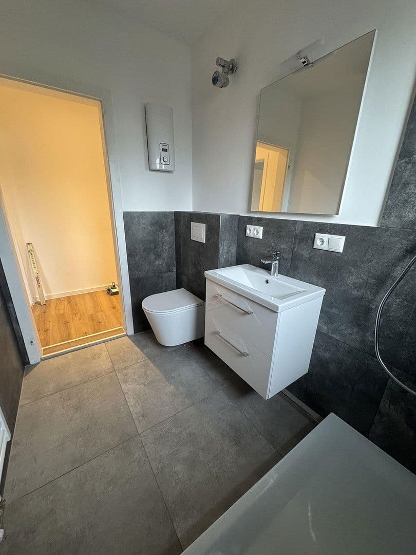 Pronájem bytu 3+1 83 m², Bremen, Bremen Pronájem bytu 3+1 83 m², Bremen, Bremen