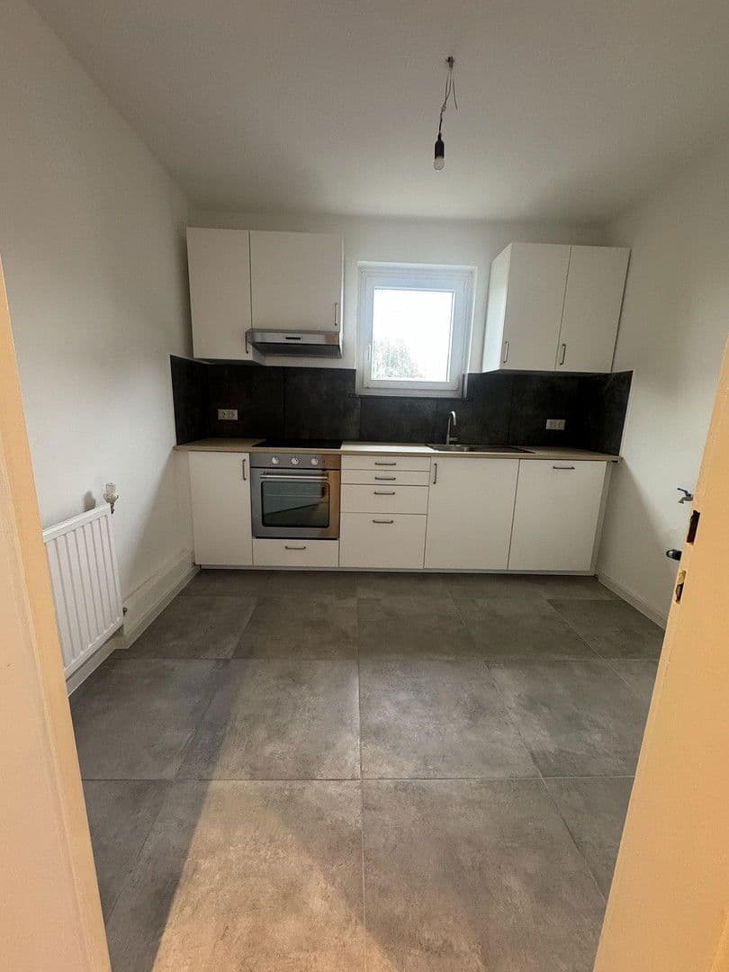 Pronájem bytu 3+1 83 m², Bremen, Bremen Pronájem bytu 3+1 83 m², Bremen, Bremen