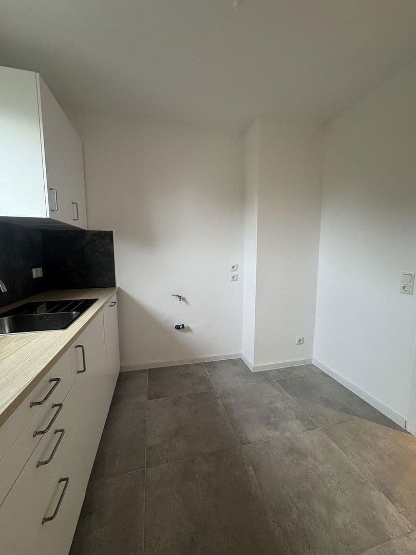 Pronájem bytu 3+1 83 m², Bremen, Bremen Pronájem bytu 3+1 83 m², Bremen, Bremen