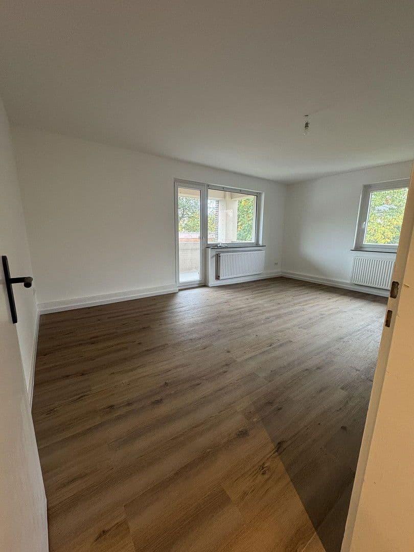 Pronájem bytu 3+1 83 m², Bremen, Bremen Pronájem bytu 3+1 83 m², Bremen, Bremen