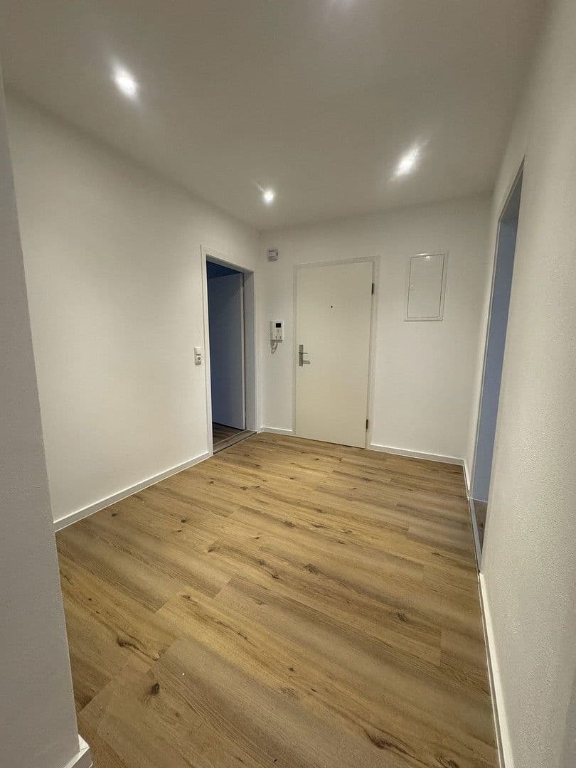 Pronájem bytu 3+1 83 m², Bremen, Bremen Pronájem bytu 3+1 83 m², Bremen, Bremen