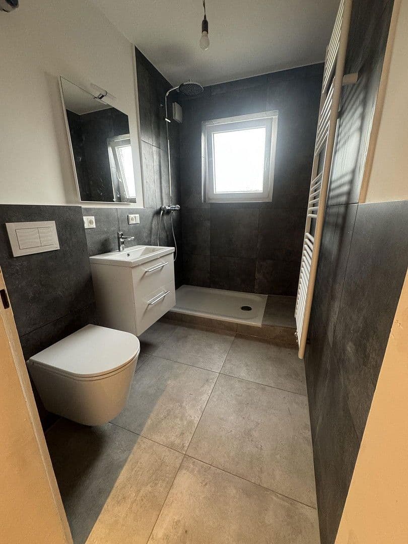 Pronájem bytu 3+1 83 m², Bremen, Bremen Pronájem bytu 3+1 83 m², Bremen, Bremen