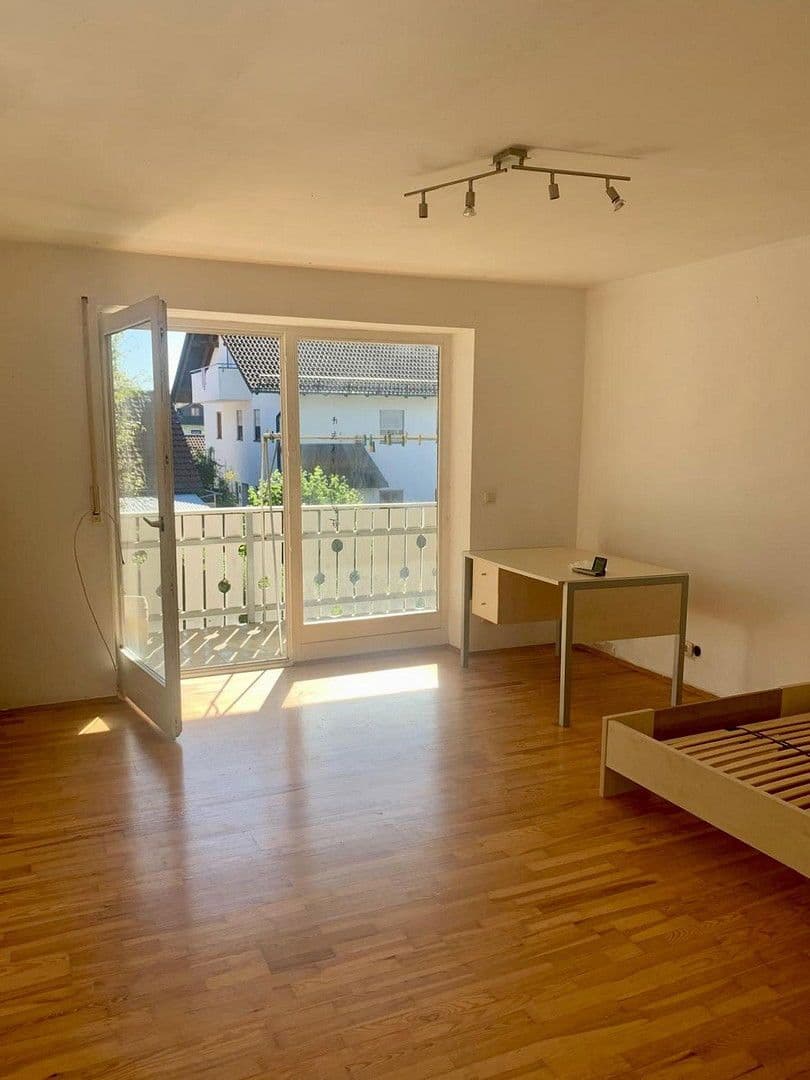 Prodej domu 260 m², pozemek 580 m², Eiselfing, Bavorsko Prodej domu 260 m², pozemek 580 m², Eiselfing, Bavorsko