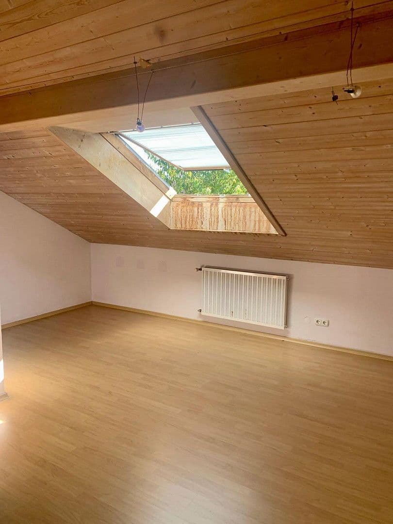 Prodej domu 260 m², pozemek 580 m², Eiselfing, Bavorsko Prodej domu 260 m², pozemek 580 m², Eiselfing, Bavorsko