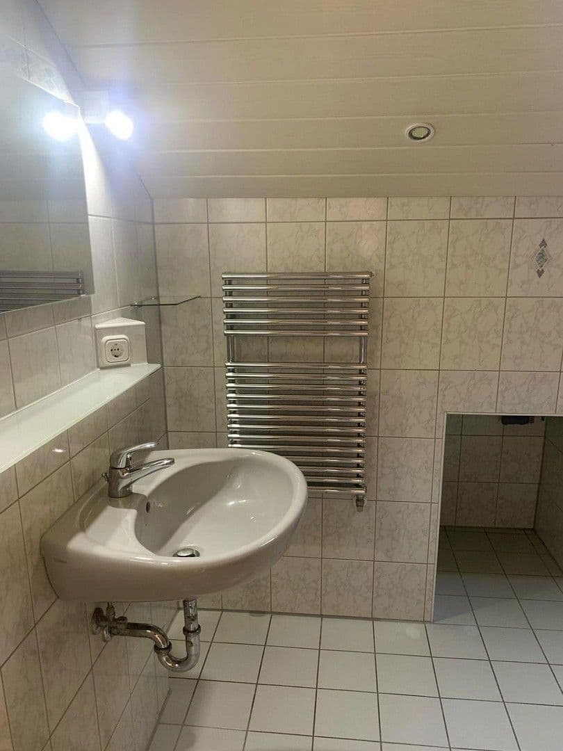 Prodej domu 260 m², pozemek 580 m², Eiselfing, Bavorsko Prodej domu 260 m², pozemek 580 m², Eiselfing, Bavorsko