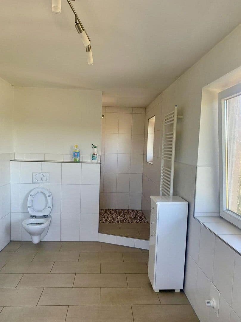 Prodej domu 260 m², pozemek 580 m², Eiselfing, Bavorsko Prodej domu 260 m², pozemek 580 m², Eiselfing, Bavorsko