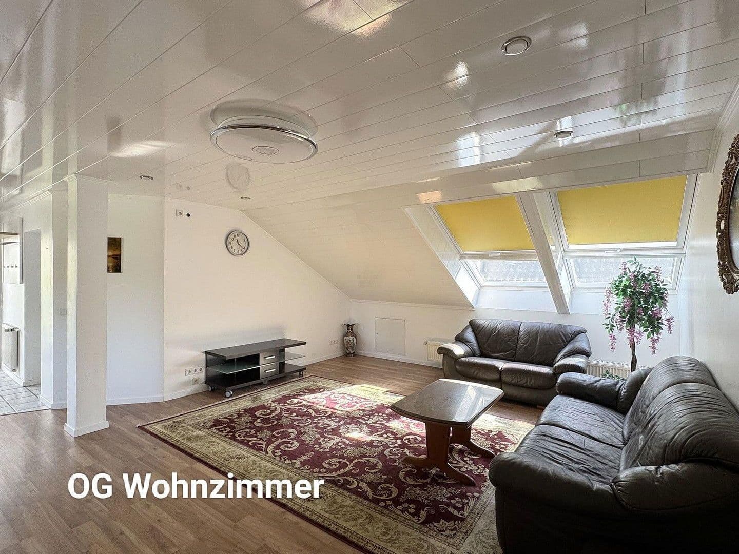 Prodej domu 207 m², pozemek 500 m², Stettiner Str 9, Bergneustadt, Severní Porýní-Vestfálsko Prodej domu 207 m², pozemek 500 m², Stettiner Str 9, Bergneustadt, Severní Porýní-Vestfálsko