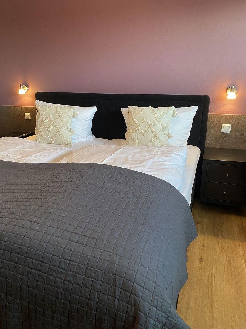 Prodej nebytového prostoru 3.500 m², Udostr. 72-74, Trier, Porýní-Falc Prodej nebytového prostoru 3.500 m², Udostr. 72-74, Trier, Porýní-Falc