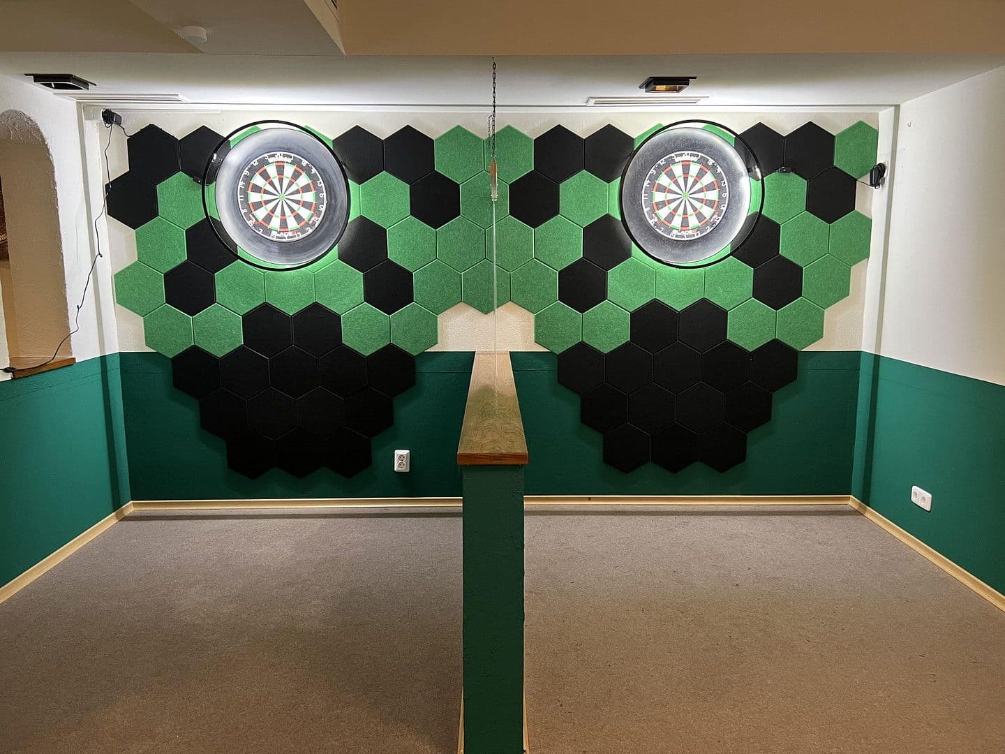 Prodej nebytového prostoru 3.500 m², Udostr. 72-74, Trier, Porýní-Falc Prodej nebytového prostoru 3.500 m², Udostr. 72-74, Trier, Porýní-Falc