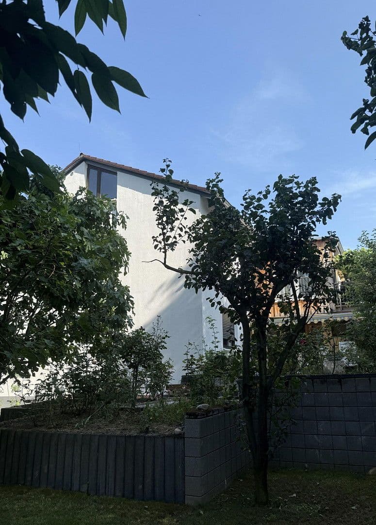 Prodej domu 293 m², pozemek 1.000 m², Nieder-Olm, Porýní-Falc Prodej domu 293 m², pozemek 1.000 m², Nieder-Olm, Porýní-Falc