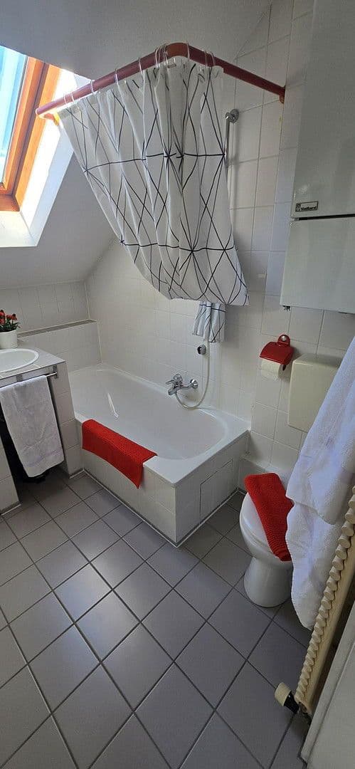 Pronájem bytu 1+kk 65 m², Cleebronn, Bádensko-Württembersko Pronájem bytu 1+kk 65 m², Cleebronn, Bádensko-Württembersko