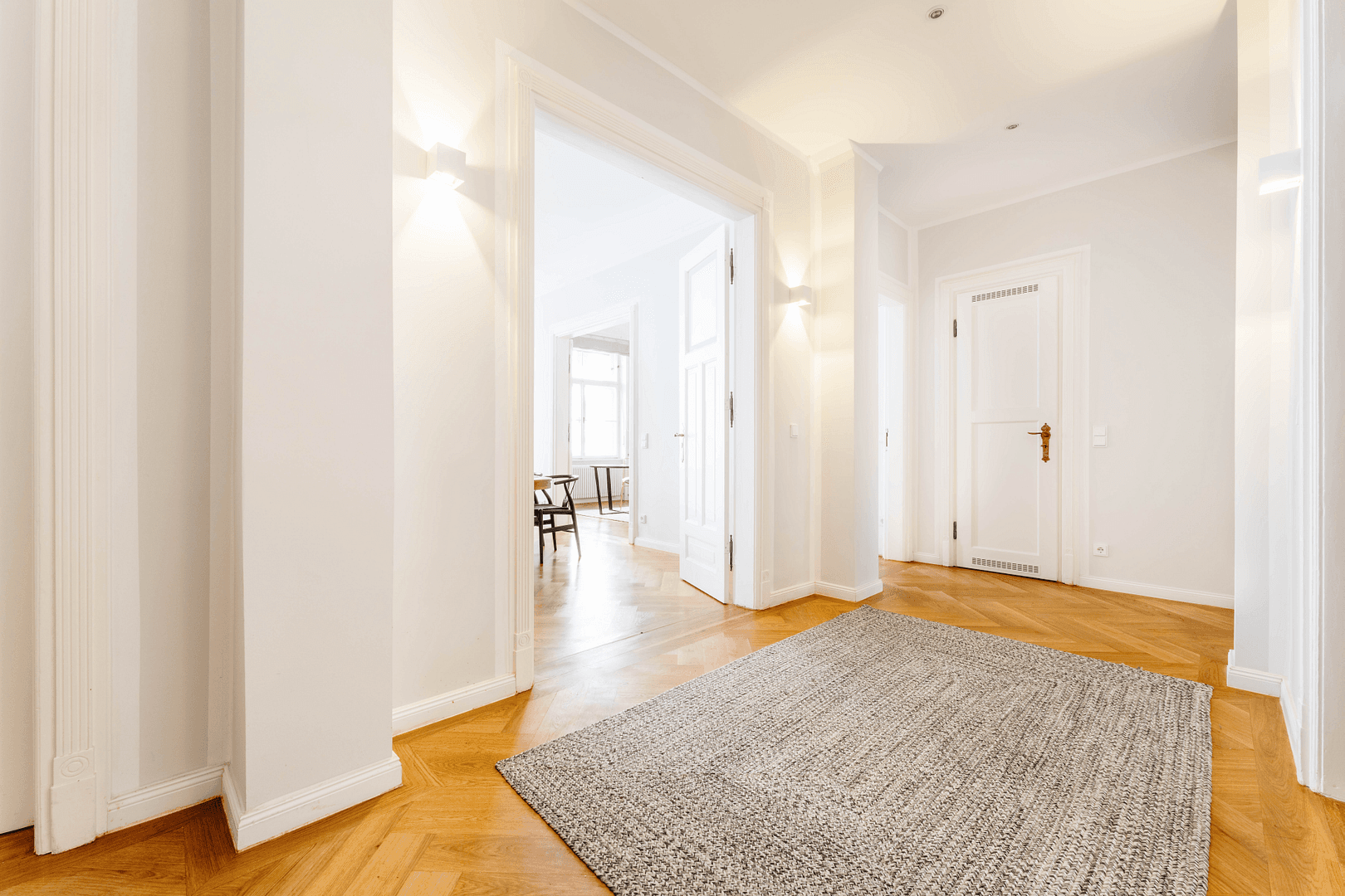 Pronájem bytu 5+1 165 m², Rumfordstraße 6, München, Bavorsko Pronájem bytu 5+1 165 m², Rumfordstraße 6, München, Bavorsko