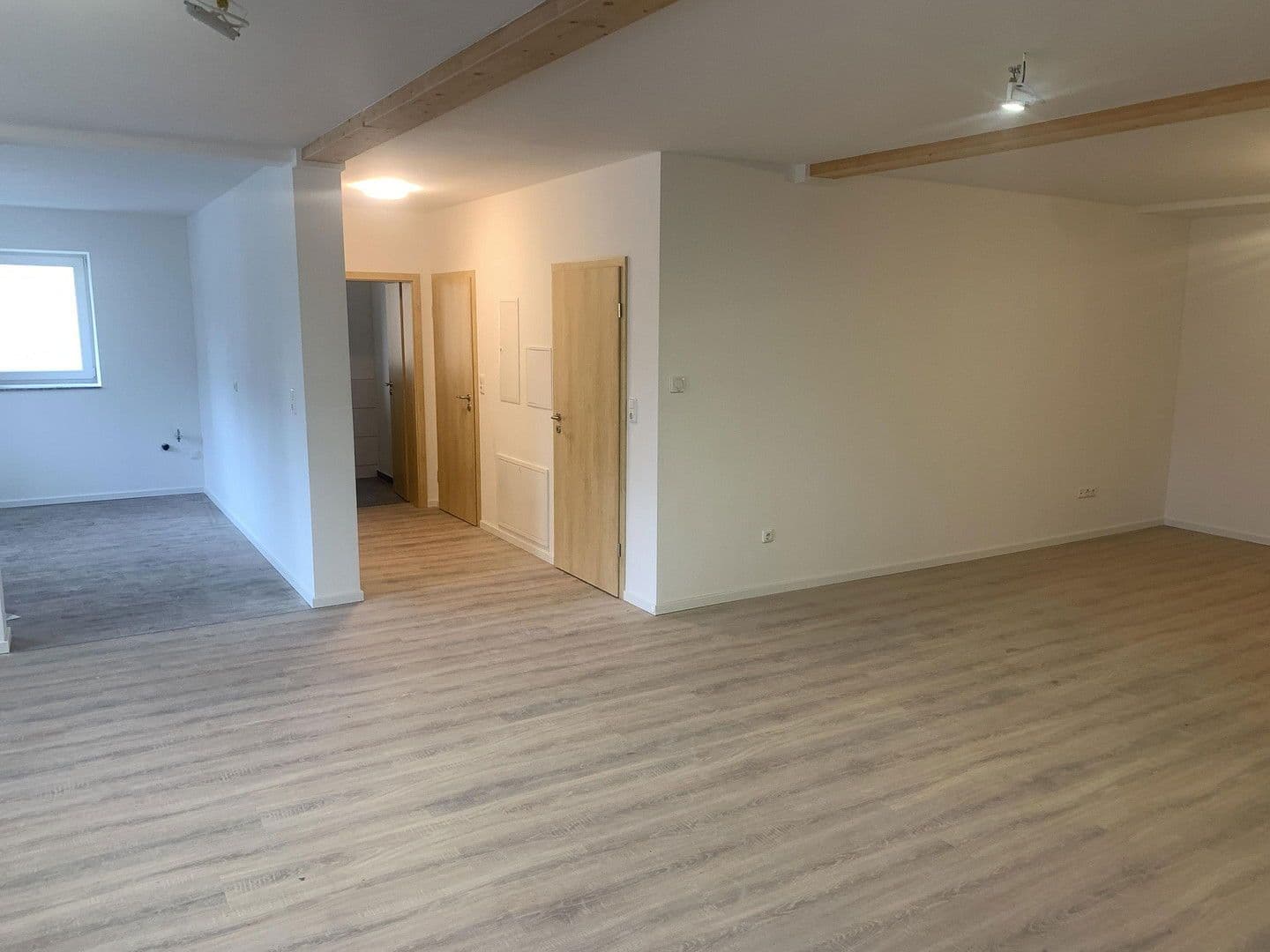 Pronájem bytu 3+1 110 m², Rügland, Bavorsko Pronájem bytu 3+1 110 m², Rügland, Bavorsko