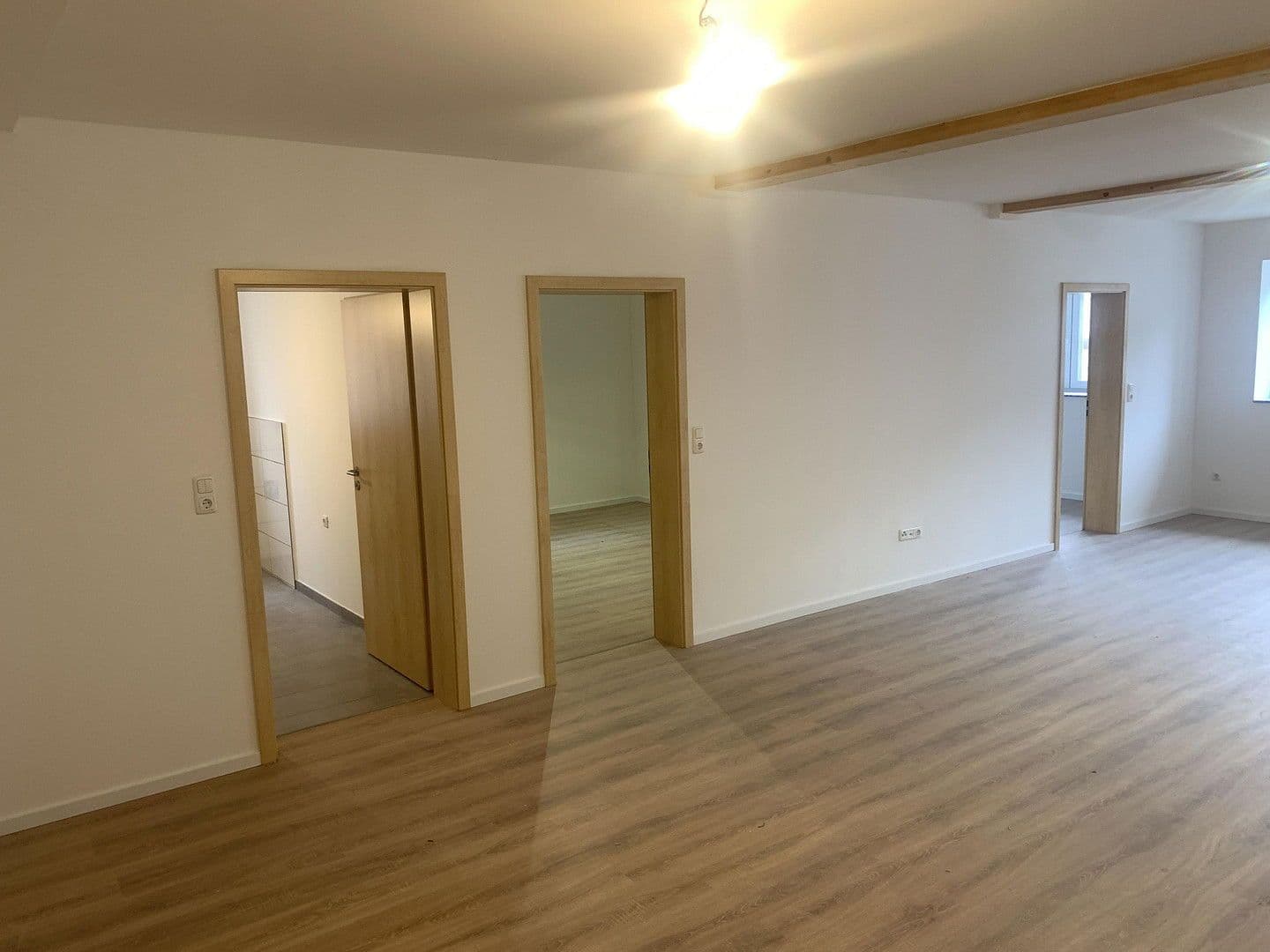Pronájem bytu 3+1 110 m², Rügland, Bavorsko Pronájem bytu 3+1 110 m², Rügland, Bavorsko