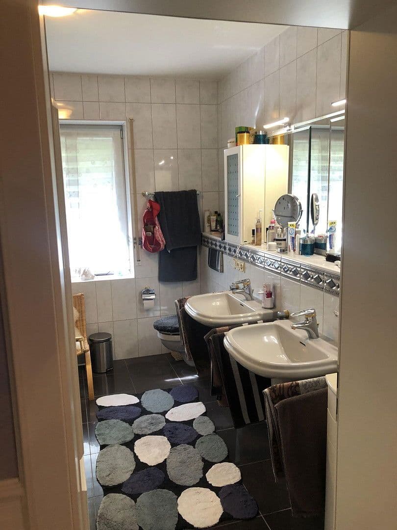 Prodej domu 233 m², pozemek 996 m², Schloßböckelheim, Porýní-Falc Prodej domu 233 m², pozemek 996 m², Schloßböckelheim, Porýní-Falc