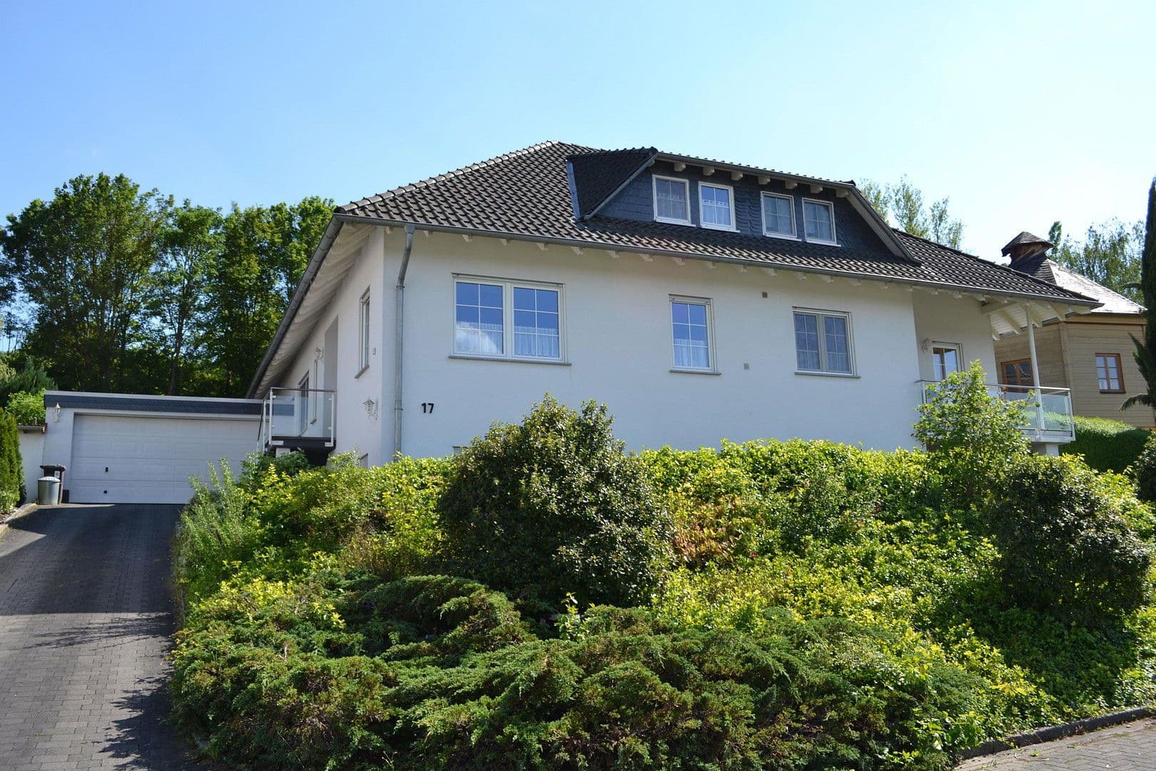 Prodej domu 233 m², pozemek 996 m², Schloßböckelheim, Porýní-Falc Prodej domu 233 m², pozemek 996 m², Schloßböckelheim, Porýní-Falc