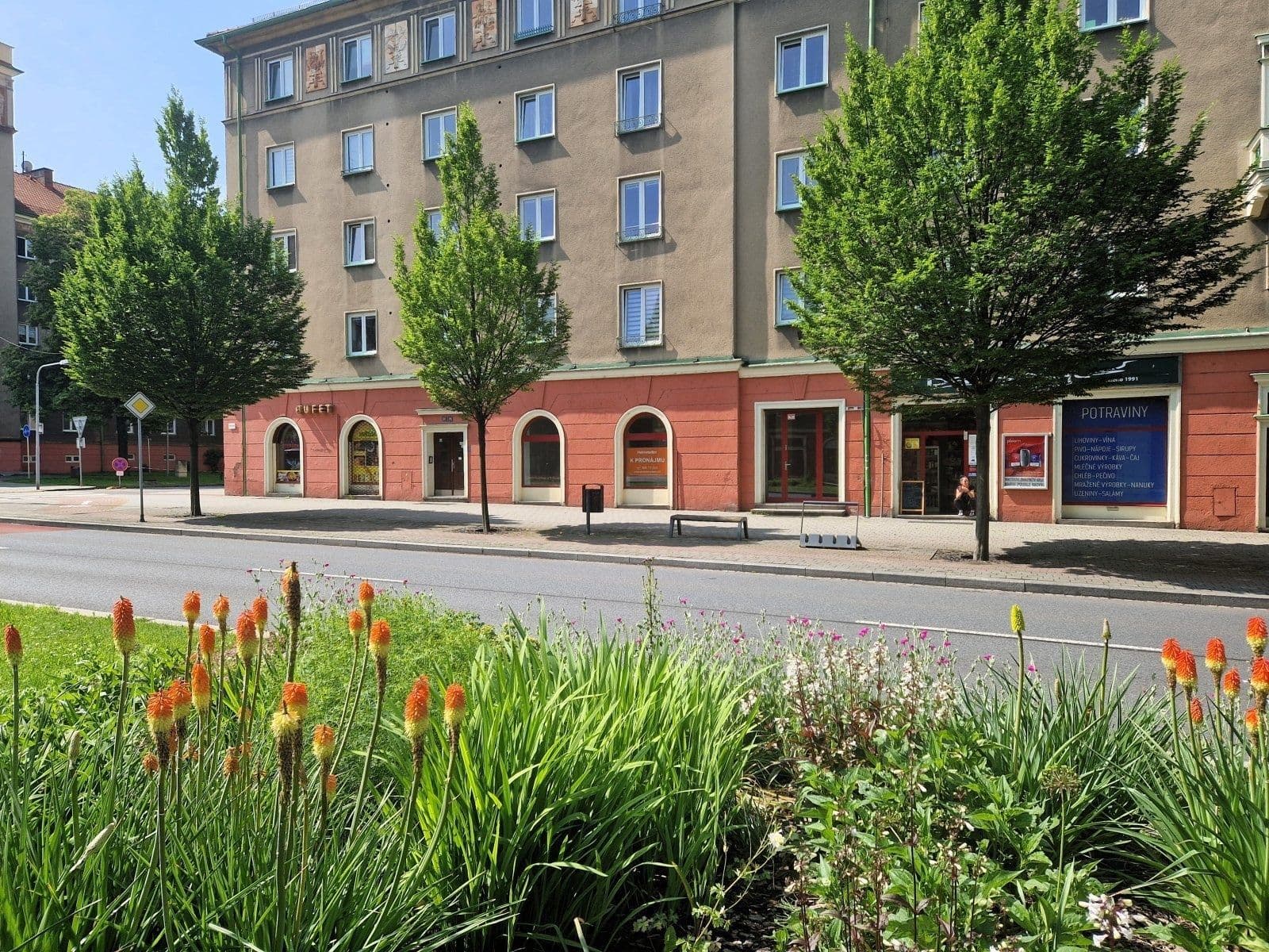 Pronájem nebytového prostoru 48 m², Hlavní třída, Havířov, Moravskoslezský kraj Pronájem nebytového prostoru 48 m², Hlavní třída, Havířov, Moravskoslezský kraj