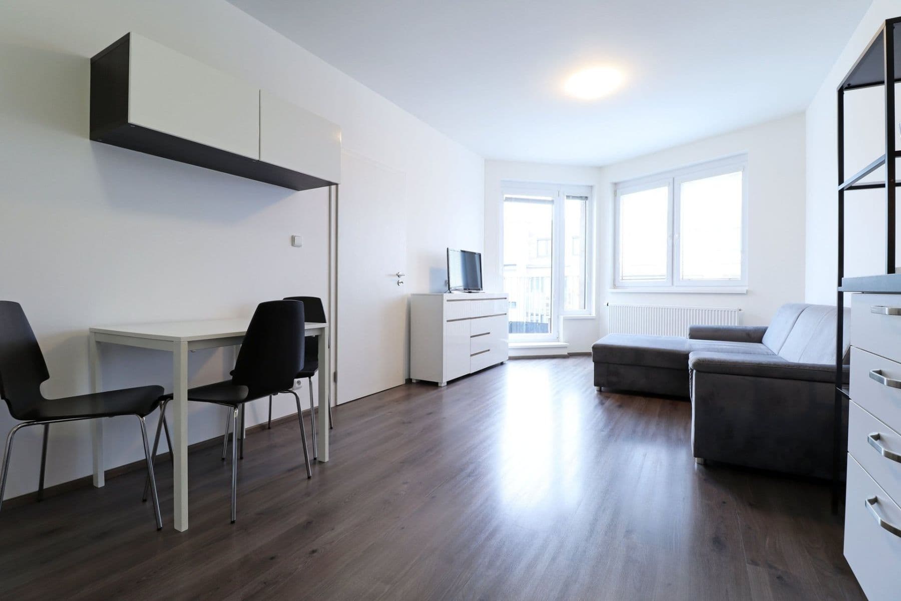 Pronájem bytu 2+kk 53 m², Hugo Haase, Praha, Praha Pronájem bytu 2+kk 53 m², Hugo Haase, Praha, Praha